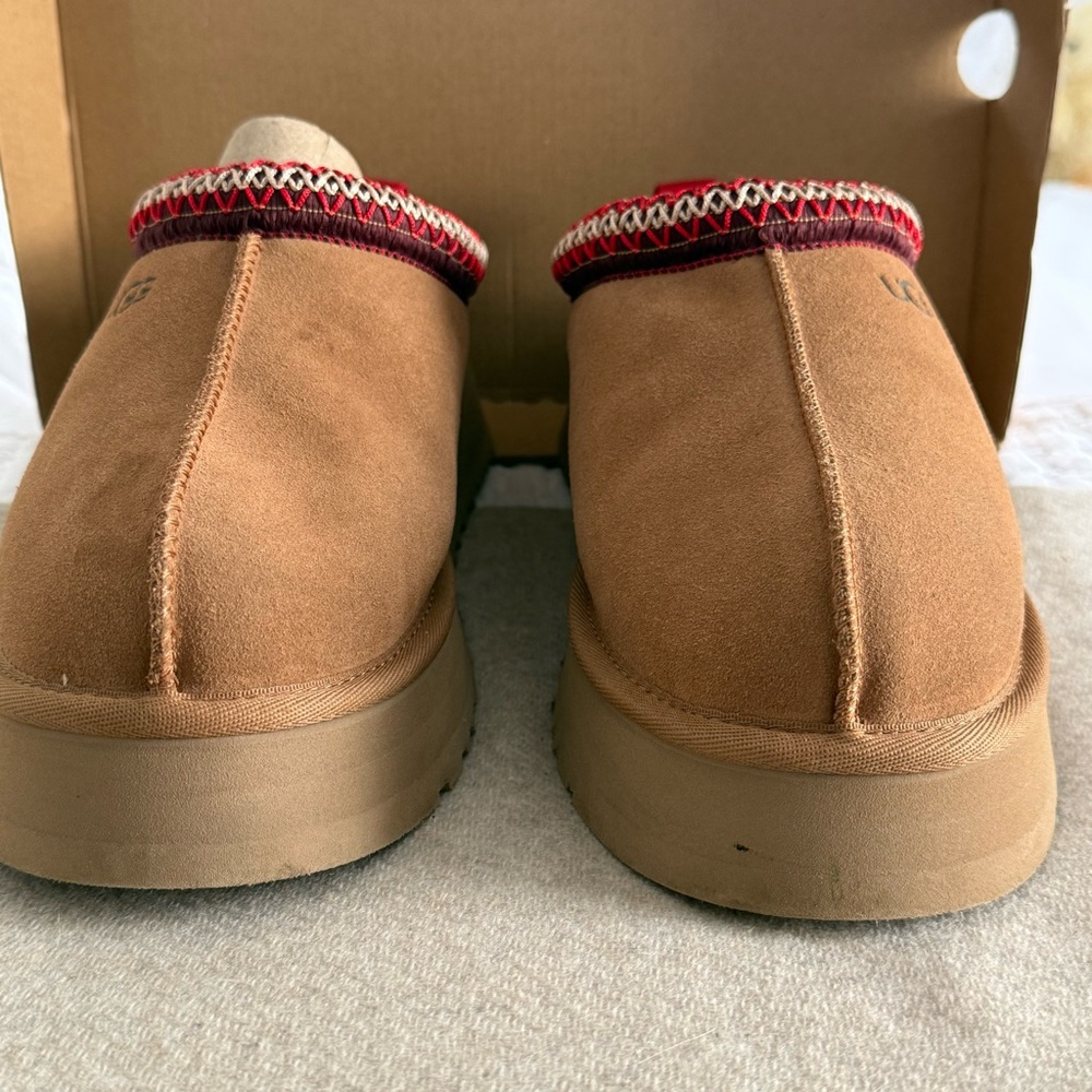 UGG Women's Brown Slippers with Red Trim - Picture 2 of 11